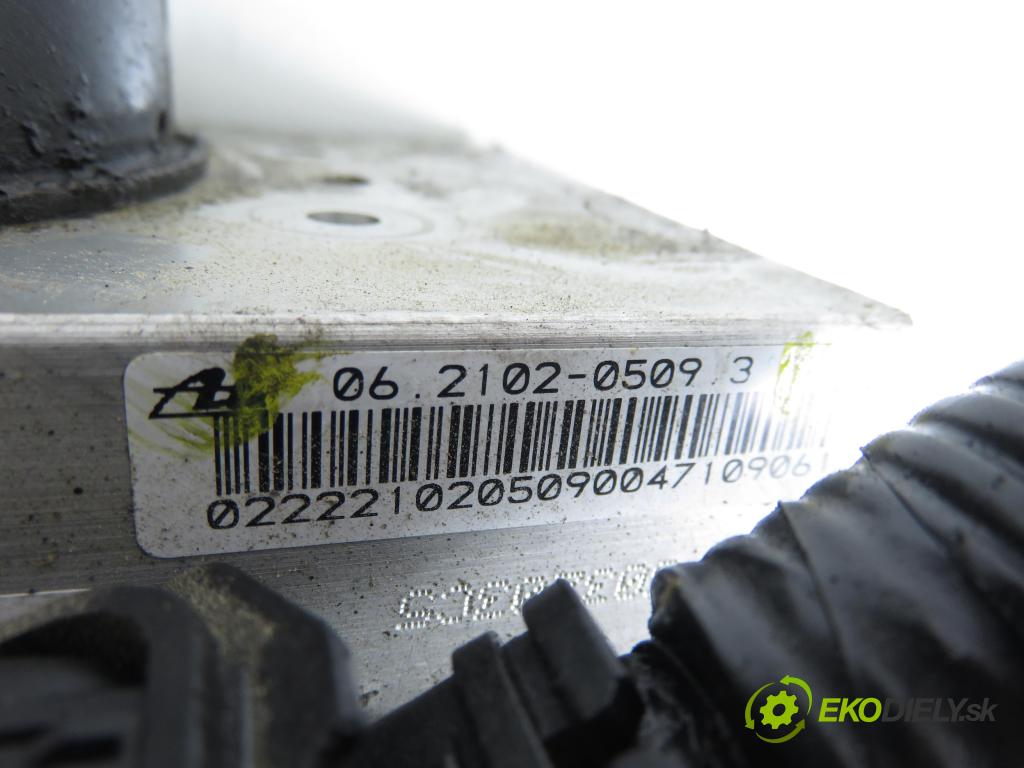 NISSAN PATHFINDER III (R51) TERENOWY 2007 198,00 4.0 4WD 269 - VQ40DE 3954,00 Pumpa ABS 06210907573 ; 06210205094 ; 47660ZP00A (Pumpa ABS)