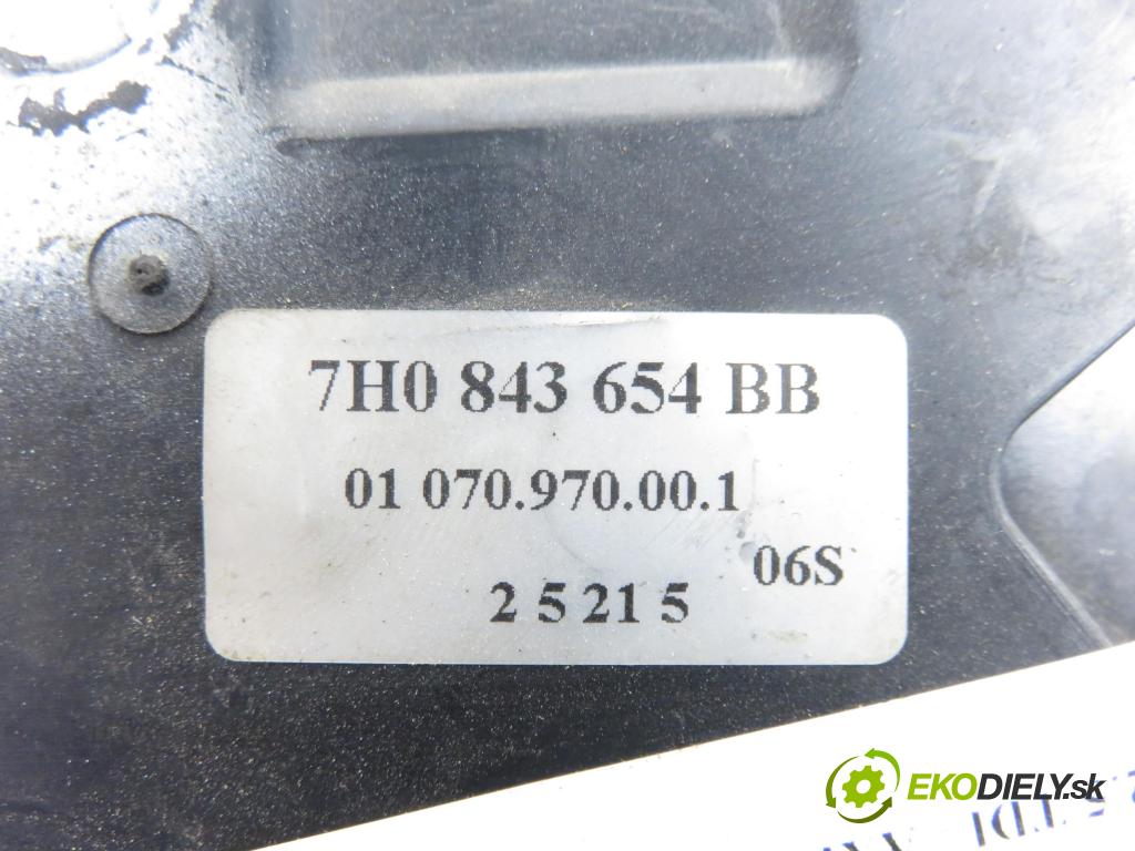 VW TRANSPORTER V Skrzynia (7HA, 7HH, 7EA, 7EH) FURGON 2006 96,00 2.5 TDI - AXD 2461,00 zámok Dvere posúvne 7H0843654BB