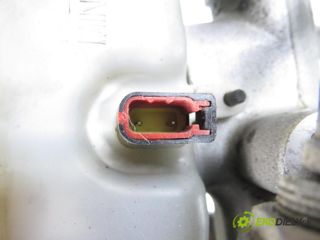 NISSAN PATHFINDER III (R51) TERENOWY 2007 198,00 4.0 4WD 269 - VQ40DE 3954,00 Posilovač 46007EA21A ; 26776700114 ; 26612501344 (Servočerpadlo)