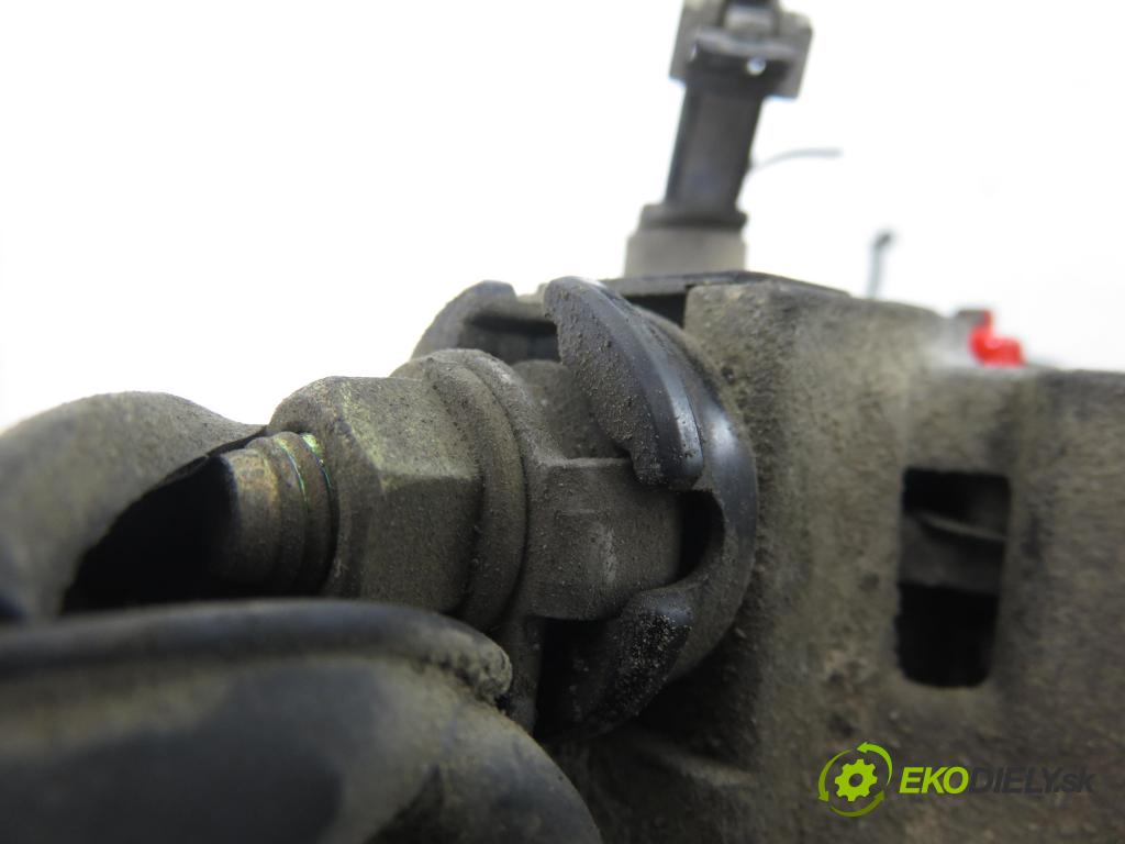 NISSAN PATHFINDER III (R51) TERENOWY 2007 198,00 4.0 4WD 269 - VQ40DE 3954,00 Alternátor  (Alternátor)