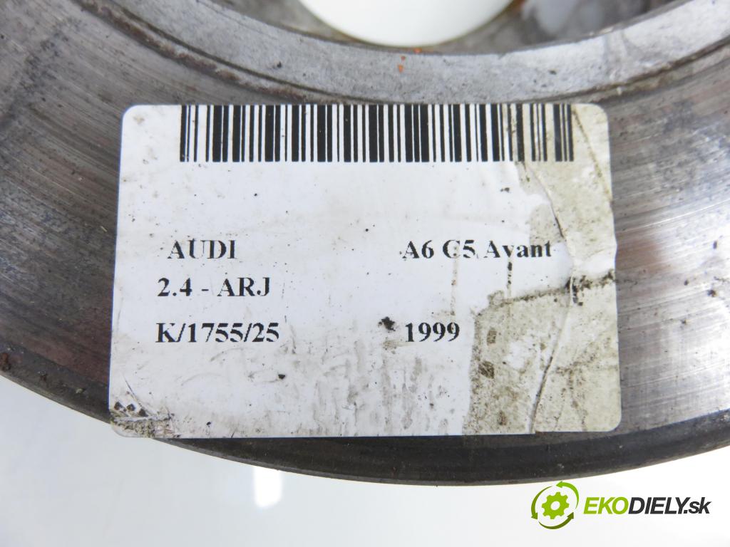 AUDI A6 Avant (4B5, C5) KOMBI 1999 121,00 2.4 - ARJ 2393,00 Lamela kotúč brzdová zadné