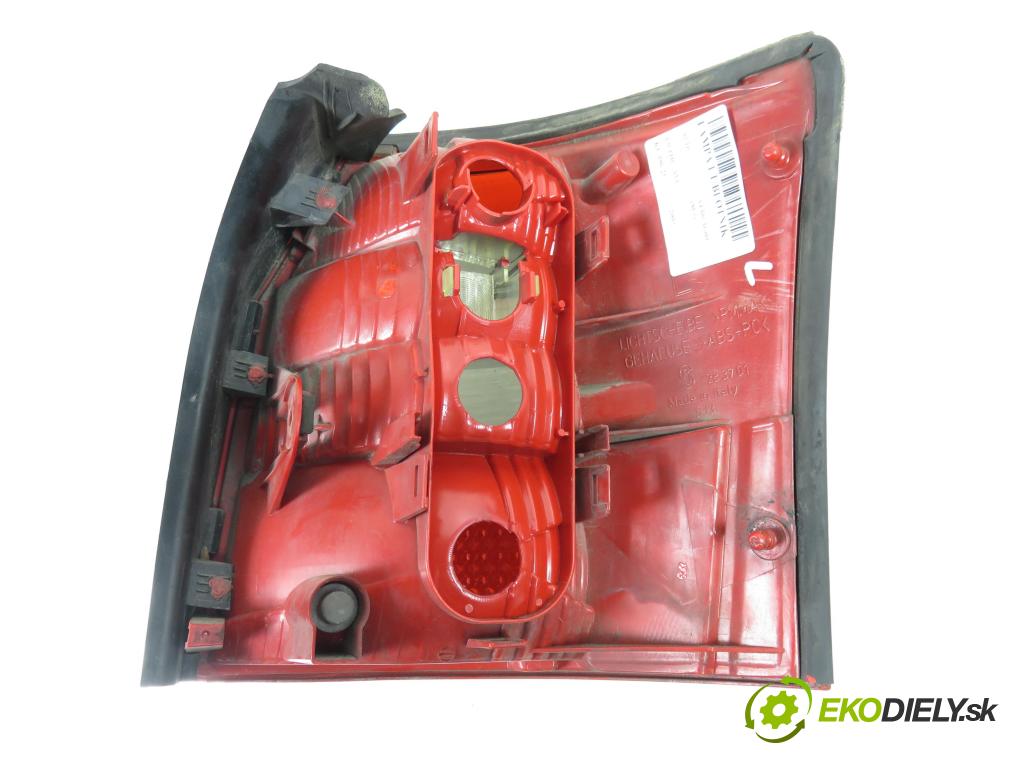 AUDI A4 Avant (8E5, B6) KOMBI 2003 96,00 1.9 TDI PD 130 - AVF 1896,00 Svetlo ľavé zadné 8E9945095