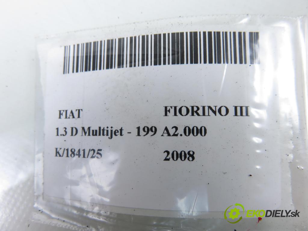 FIAT FIORINO nadwozie zamknięte / kombi (225_) FURGON 2008 55,00 1.3 D Multijet 1248,00 Kľučka ZEWNETRZNA: dvierka 242558E