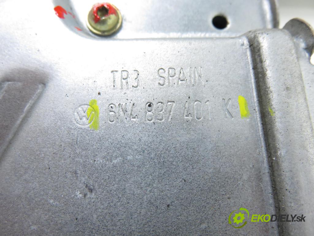 VW POLO (6N2) HB 2001 55,00 1.4 TDI - AMF 1422,00 Mechanizmus okien 6N3959801D ; 6N4837401K