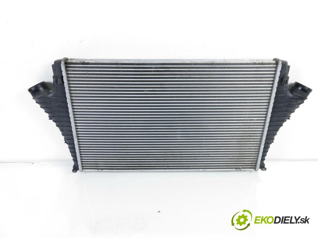 OPEL VECTRA C Kombi (Z02) KOMBI 2004 88,00 1.9 CDTI - Z 19 DT 1910,00 chladič intercooler