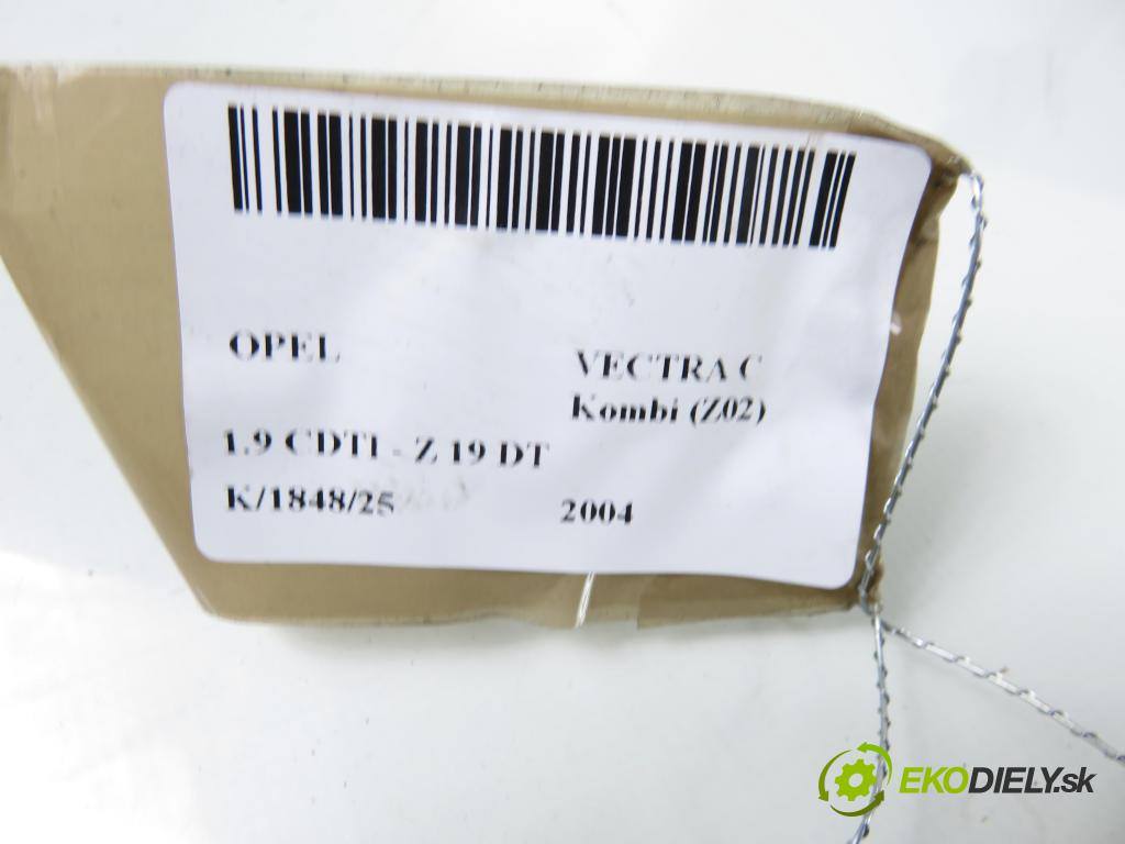 OPEL VECTRA C Kombi (Z02) KOMBI 2004 88,00 1.9 CDTI - Z 19 DT 1910,00 chladič vody 