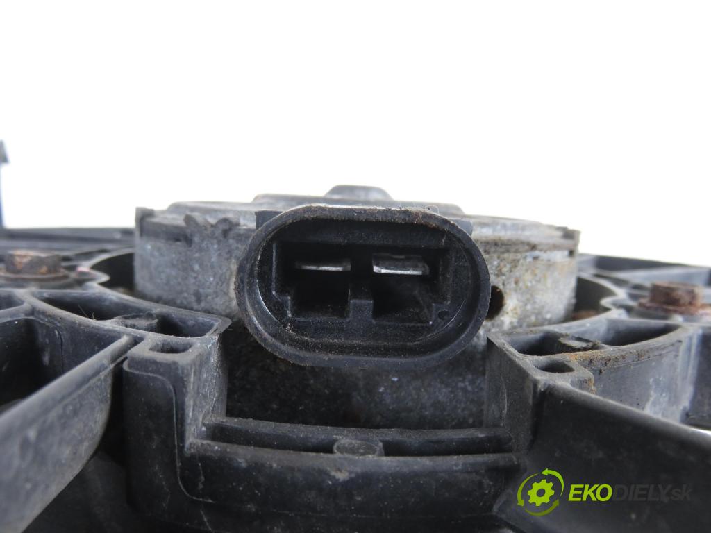 RENAULT MASTER III Platforma / podwozie (EV, HV, UV) KABINA/PLATFORMA 2016 120,00 2.3 dCi 165 FWD - M9T 702 2298,00 Ventilátor chladič klíma/voda 214812564R ; 214812564RB