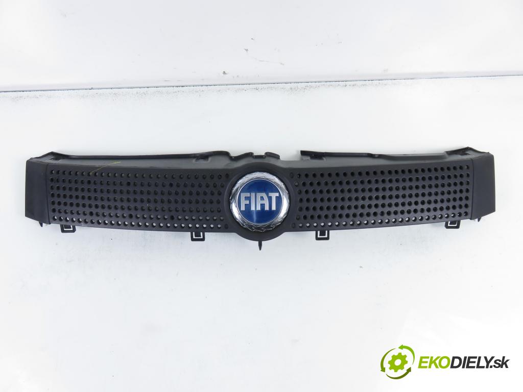 FIAT PANDA (169_) HB 2004 40,00 1.1 54 - 187 A1.000 1108,00 Mriežka / maska 