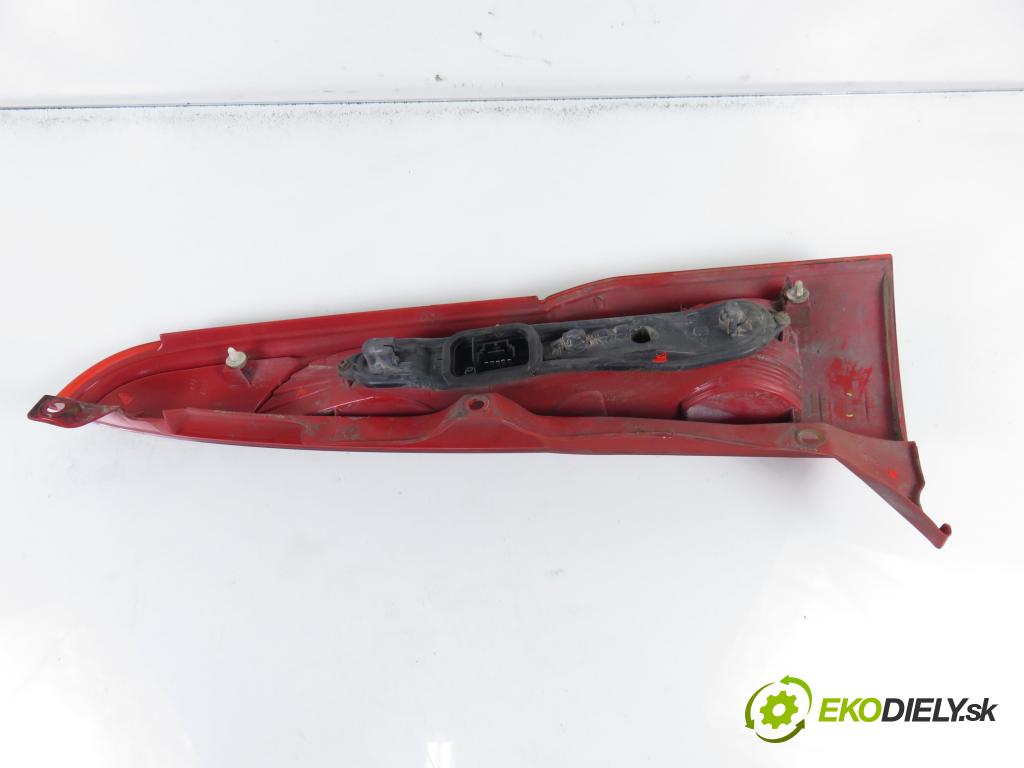 FIAT PANDA (169_) HB 2004 40,00 1.1 54 - 187 A1.000 1108,00 Svetlo ľavé zadné 280201