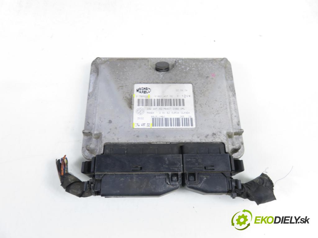 FIAT PANDA (169_) HB 2004 40,00 1.1 54 - 187 A1.000 1108,00 Riadiaca jednotka Motor 51798638 ; IAW4AFS2