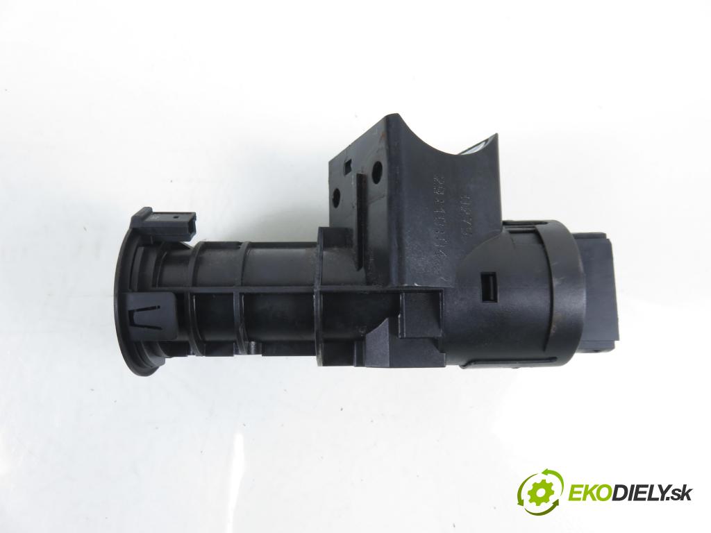 FIAT PANDA (169_) HB 2004 40,00 1.1 54 - 187 A1.000 1108,00 spínačka 61027500 ; 00468453610 (Spínací skříňka)