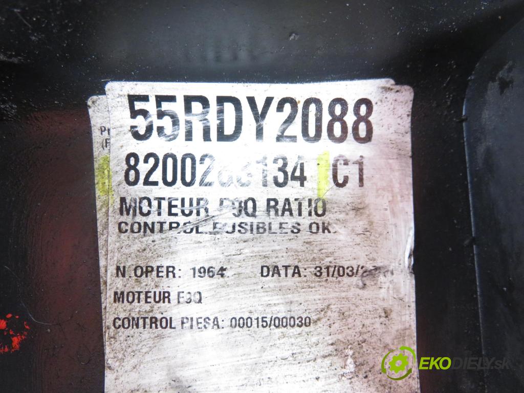 RENAULT LAGUNA II (BG0/1_) LIFTBACK 2004 88,00 1.9 dCi (BG08, BG0G) - F9Q 674 1870,00 Skrinka POJISTKY: 8200283134