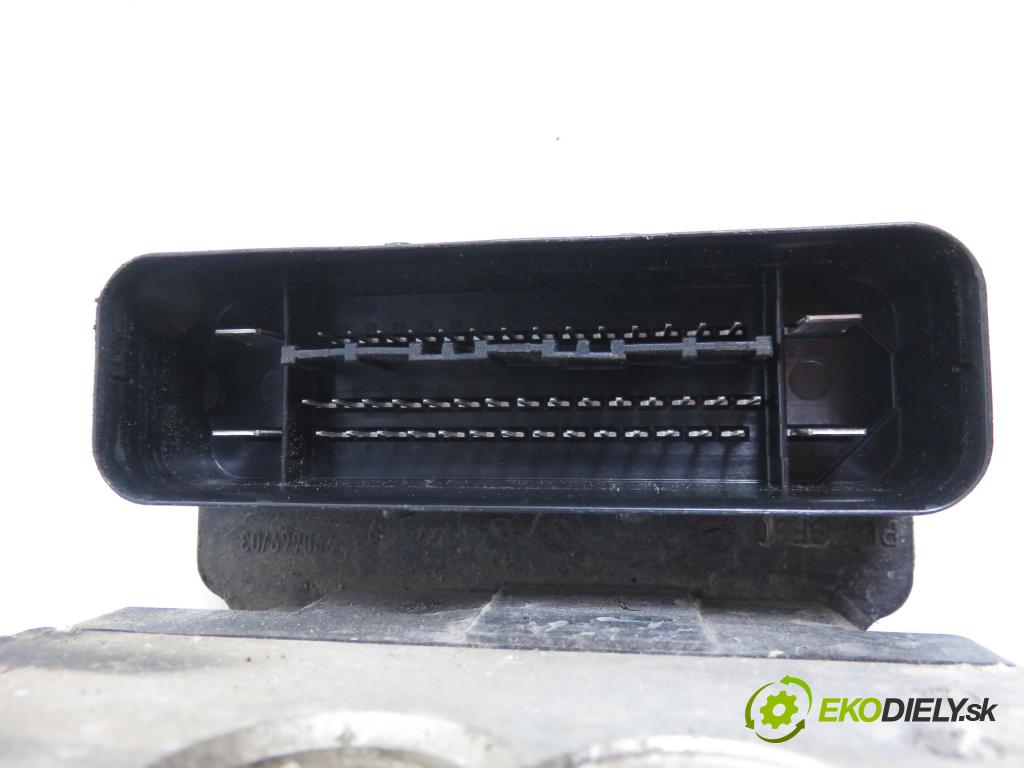 JEEP PATRIOT (MK74) SUV 2008 125,00 2.4 4x4 - 170 DOHC 16V Dual VVT (ED3) 2360,00 Pumpa ABS P68028215AD (Pumpa ABS)