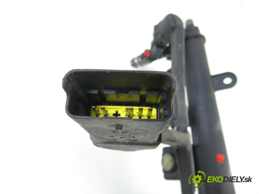 PEUGEOT 206 liftback (2A/C) HB 2000 440,00 1.1 i - HFX (TU1JP) 1124,00 lišta vstřikovací IPM002 ; 9628982980D (Vstřikovací lišta)