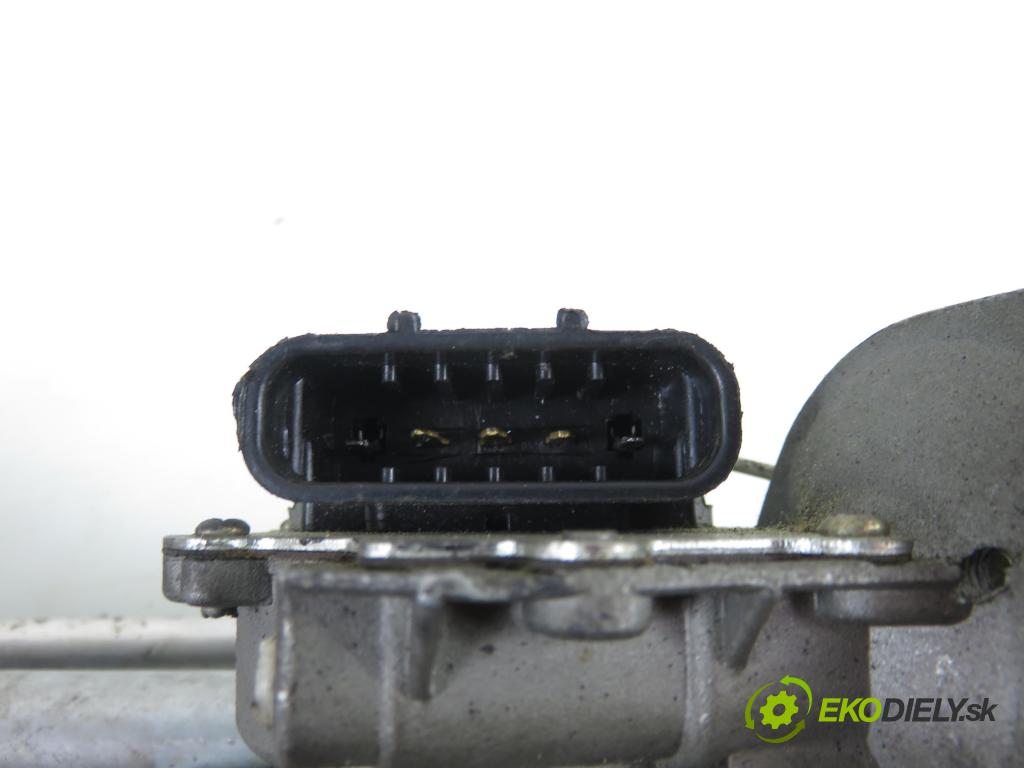 OPEL CORSA C (X01) HB 2001 43,00 1.0 12V 58 - Z 10 XE 973,00 Motorček stieračov