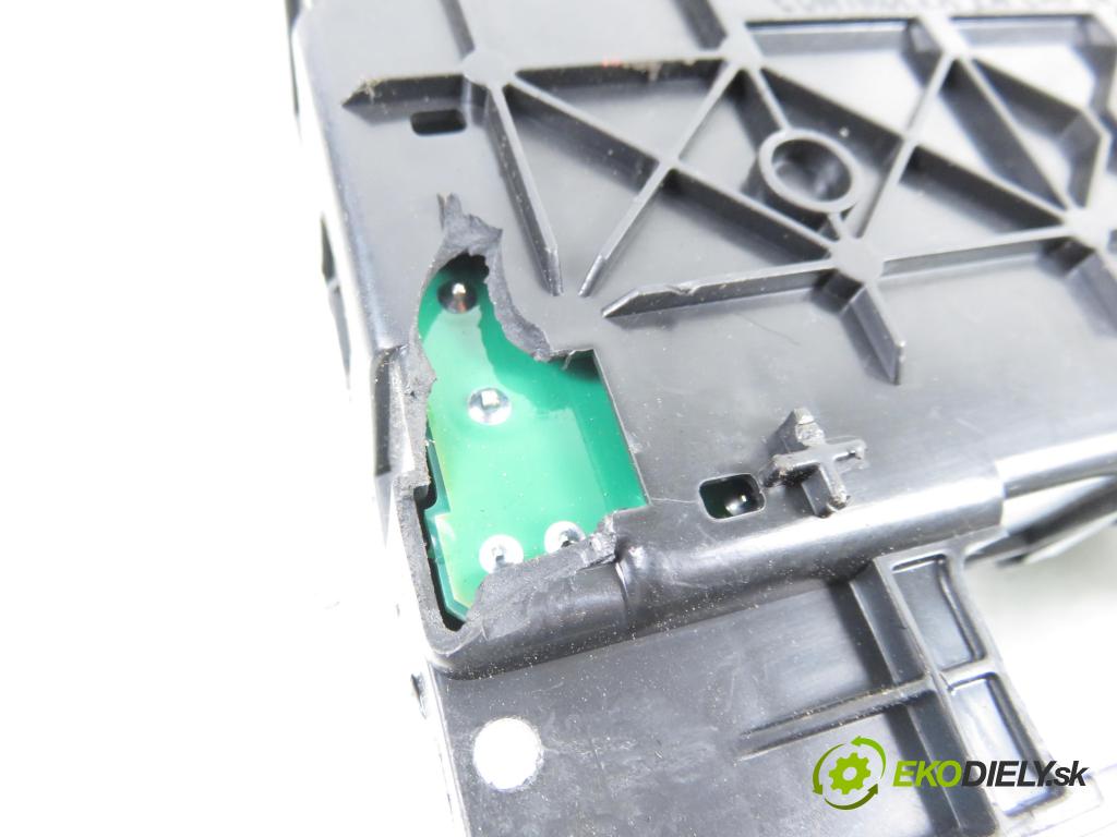 CITROEN C3 I (FC_) HB 2004 54,00 1.4 i - KFV (TU3JP) 1360,00 MODUL BSM S118470003E ; 9643498880