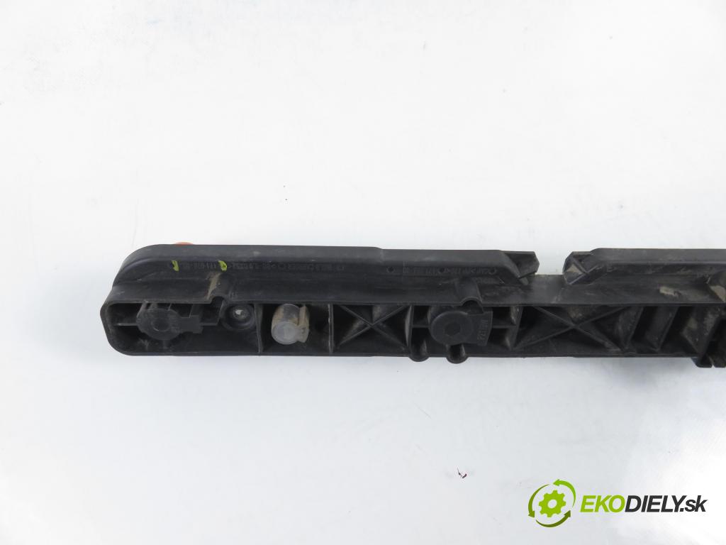 OPEL MOVANO B Platforma / podwozie (X62) FURGON 2014 81,00 2.3 CDTI FWD - M9T 870 2299,00 vložka svetla ľavy zadné 17109800
