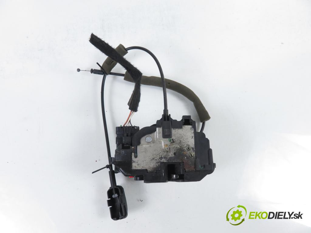RENAULT MASTER III Platforma / podwozie (EV, HV, UV) KABINA/PLATFORMA 2016 120,00 2.3 dCi 165 FWD - M9T 702 2298,00 zámok 805020009R ; 805020009RH
