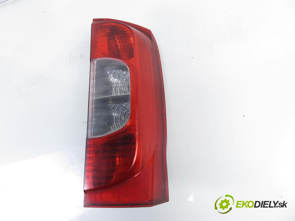 FIAT FIORINO nadwozie zamknięte / kombi (225_) FURGON 2008 55,00 1.3 D Multijet 1248,00 Svetlo pravé zadné 01353205080