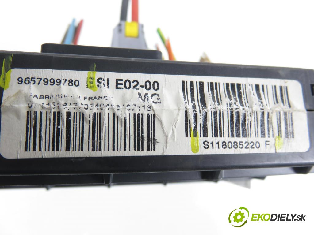 PEUGEOT 206 liftback (2A/C) HB 2007 50,00 1.4 HDi 8V 70 - 8HZ 1398,00 MODUL BSI S118085220F ; 9657999780