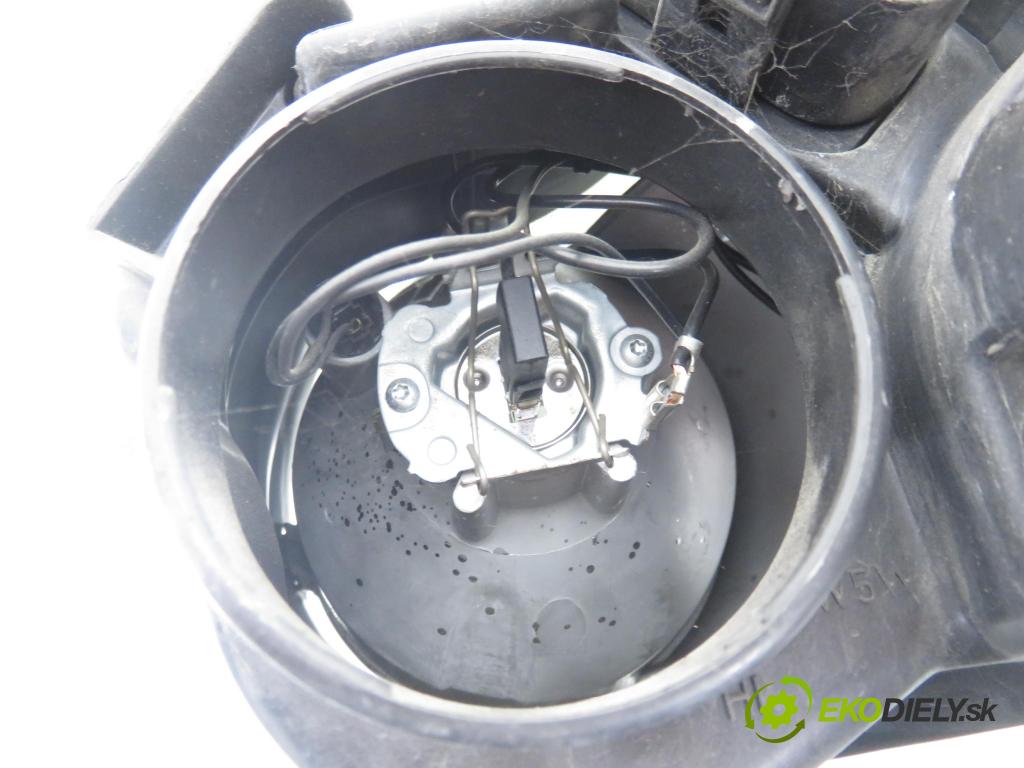 VW POLO (9N_) HB 2004 40,00 1.2 6V 54 - AWY 1198,00 Svetlo PP 6Q1941008AF