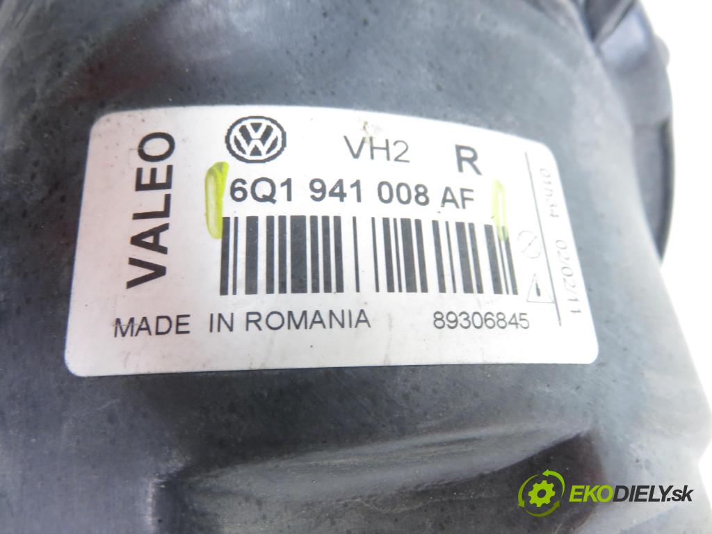 VW POLO (9N_) HB 2004 40,00 1.2 6V 54 - AWY 1198,00 Svetlo PP 6Q1941008AF