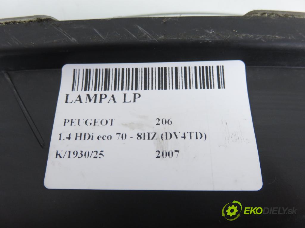 PEUGEOT 206 liftback (2A/C) HB 2007 50,00 1.4 HDi 8V 70 - 8HZ 1398,00 Svetlo LP 89901124
