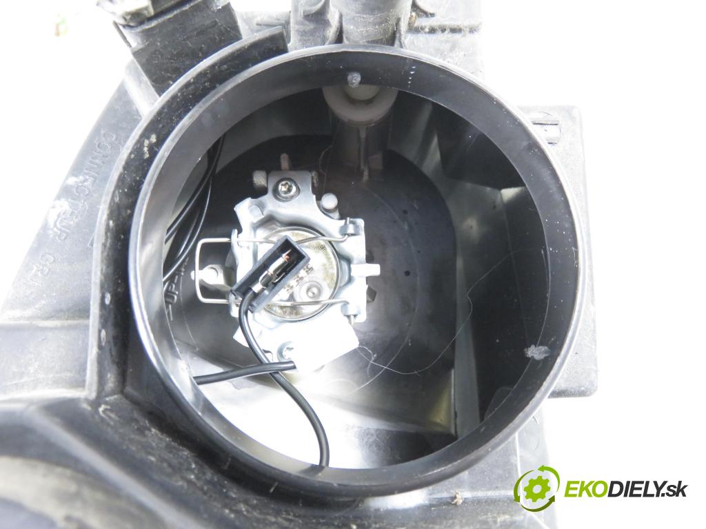 PEUGEOT 206 liftback (2A/C) HB 2007 50,00 1.4 HDi 8V 70 - 8HZ 1398,00 Svetlo LP 89901124