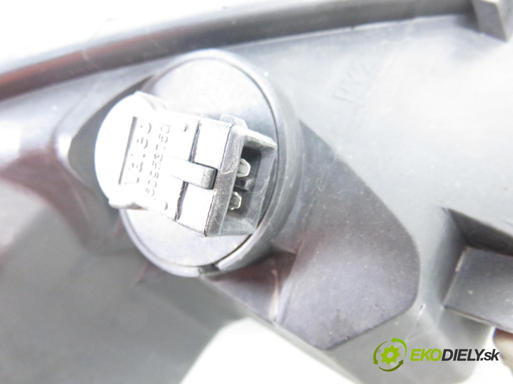 PEUGEOT 206 liftback (2A/C) HB 2007 50,00 1.4 HDi 8V 70 - 8HZ 1398,00 Svetlo LP 89901124