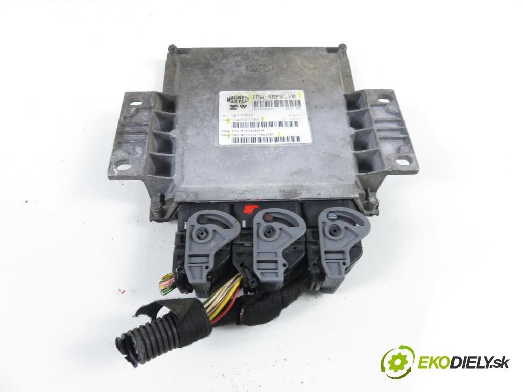 PEUGEOT 206 liftback (2A/C) HB 2000 440,00 1.1 i - HFX (TU1JP) 1124,00 Riadiaca jednotka Motor IAW48P270 ; 9642597680 ; 9642423780