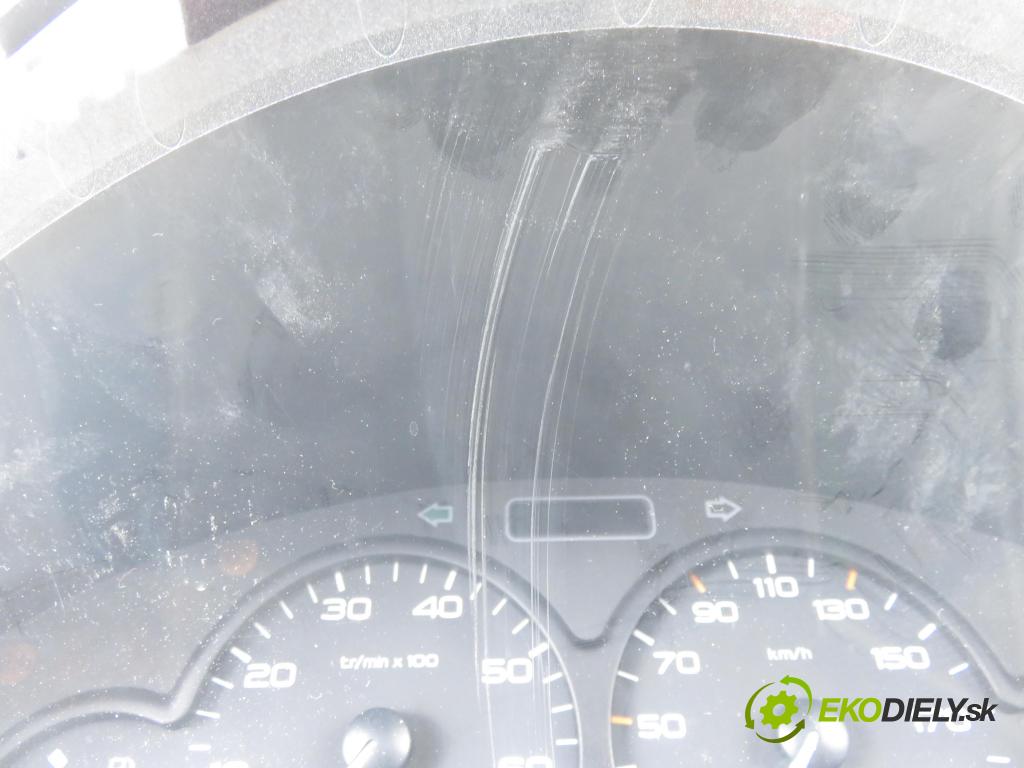 PEUGEOT 206 liftback (2A/C) HB 2000 440,00 1.1 i - HFX (TU1JP) 1124,00 Prístrojovka elektrický 9643401280