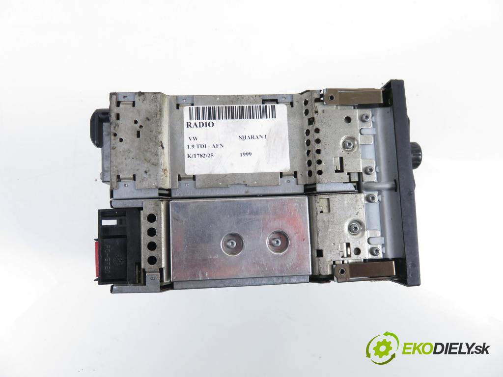 VW SHARAN (7M8, 7M9, 7M6) HB 1999 81,00 1.9 TDI 110 - AFN 1896,00 RADIO CD 3B0035191 ; 98VW18K931AA