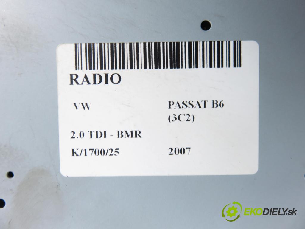 VW PASSAT B6 (3C2) SEDAN 2007 125,00 2.0 TDI - BMR 1968,00 RADIO CD 1K0035198C