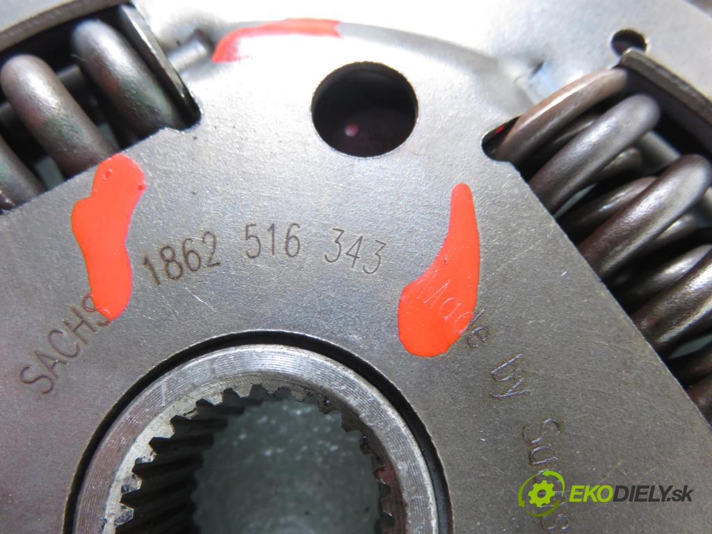 AUDI A3 (8L1) HB 2000 92,00 1.8 - AGN 1781,00 Lamela kotúč + brzdič 1862516343 ; 3076K22