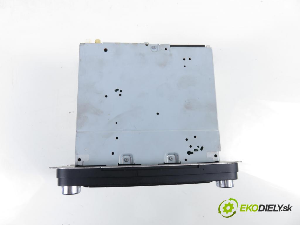 VW TOURAN (1T1, 1T2) MINIVAN 2005 75,00 1.6 - BGU 1595,00 RADIO CD 1K0035198B