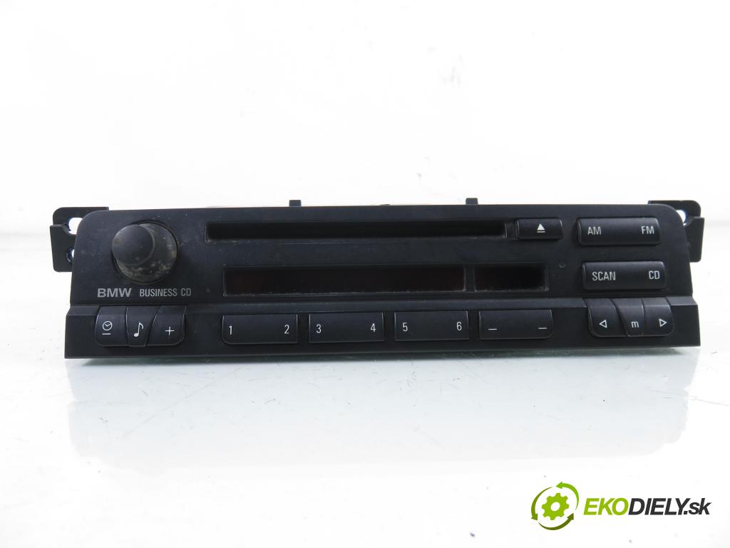 BMW 3 Touring (E46) KOMBI 2004 110,00 2.0 318 i - N42 B20 A 1995,00 RADIO CD 6909883