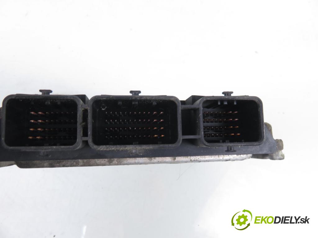 RENAULT MASTER II Skrzynia (FD) FURGON 2006 66,00 2.2 dCI 90 - G9T 750 2188,00 Riadiaca jednotka Motor 0281011432 ; 8200311550 ; 8200311553
