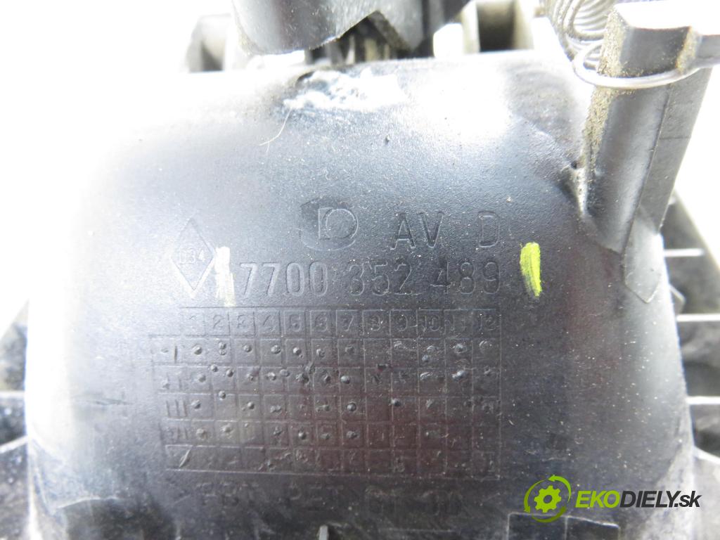 RENAULT MASTER II Skrzynia (FD) FURGON 2006 66,00 2.2 dCI 90 - G9T 750 2188,00 klika 7700352489
