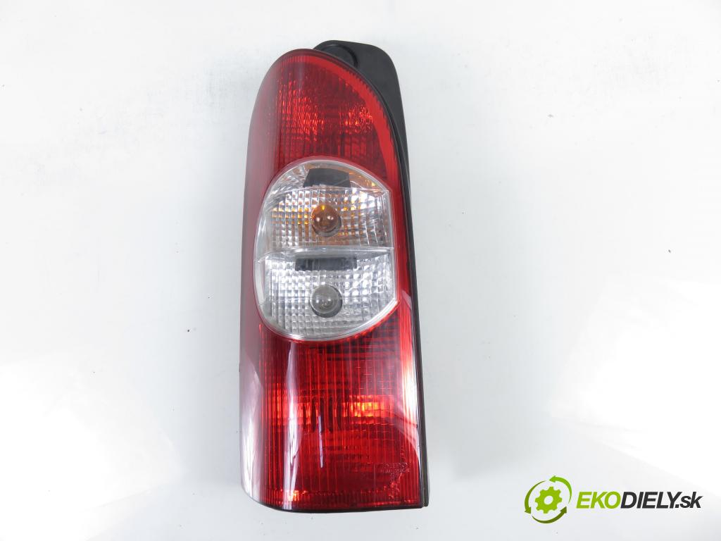RENAULT MASTER II Skrzynia (FD) FURGON 2006 66,00 2.2 dCI 90 - G9T 750 2188,00 Svetlo ľavé zadné 