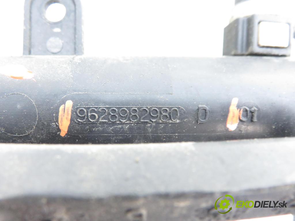 CITROEN C3 I (FC_) HB 2004 54,00 1.4 i - KFV (TU3JP) 1360,00 lišta vstřikovací 9628982980 (Vstřikovací lišta)