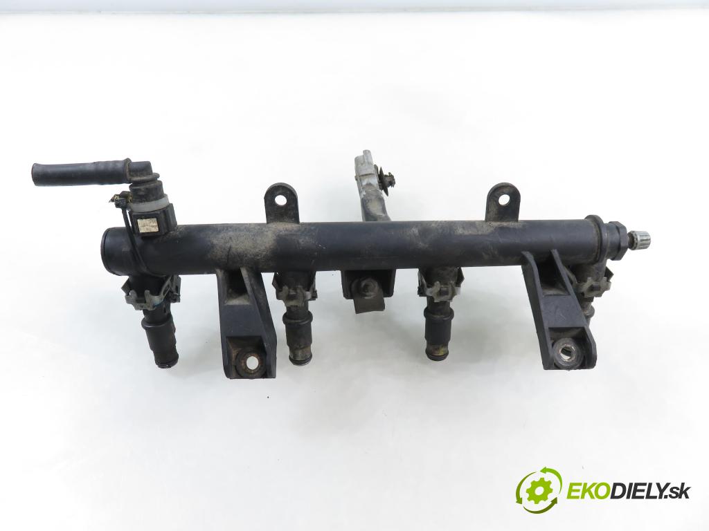 CITROEN C3 I (FC_) HB 2004 54,00 1.4 i - KFV (TU3JP) 1360,00 lišta vstřikovací 9628982980 (Vstřikovací lišta)