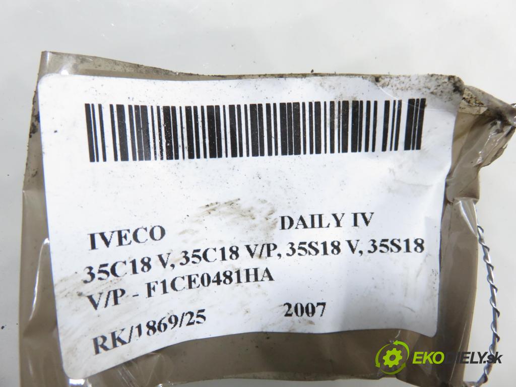 IVECO DAILY IV Skrzynia FURGON 2007 130,00 35C18 V, 35C18 V/P, 35S18 V, 35S18 V/P - F1CE0481H 2998,00 Pumpa paliva 