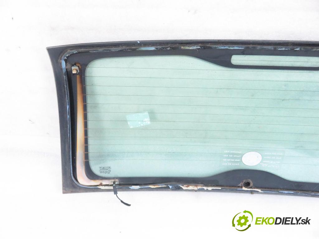 FIAT PANDA (169_) HB 2003 40,00 1.1 54 - 187 A1.000 1108,00 Okno zadné kapota