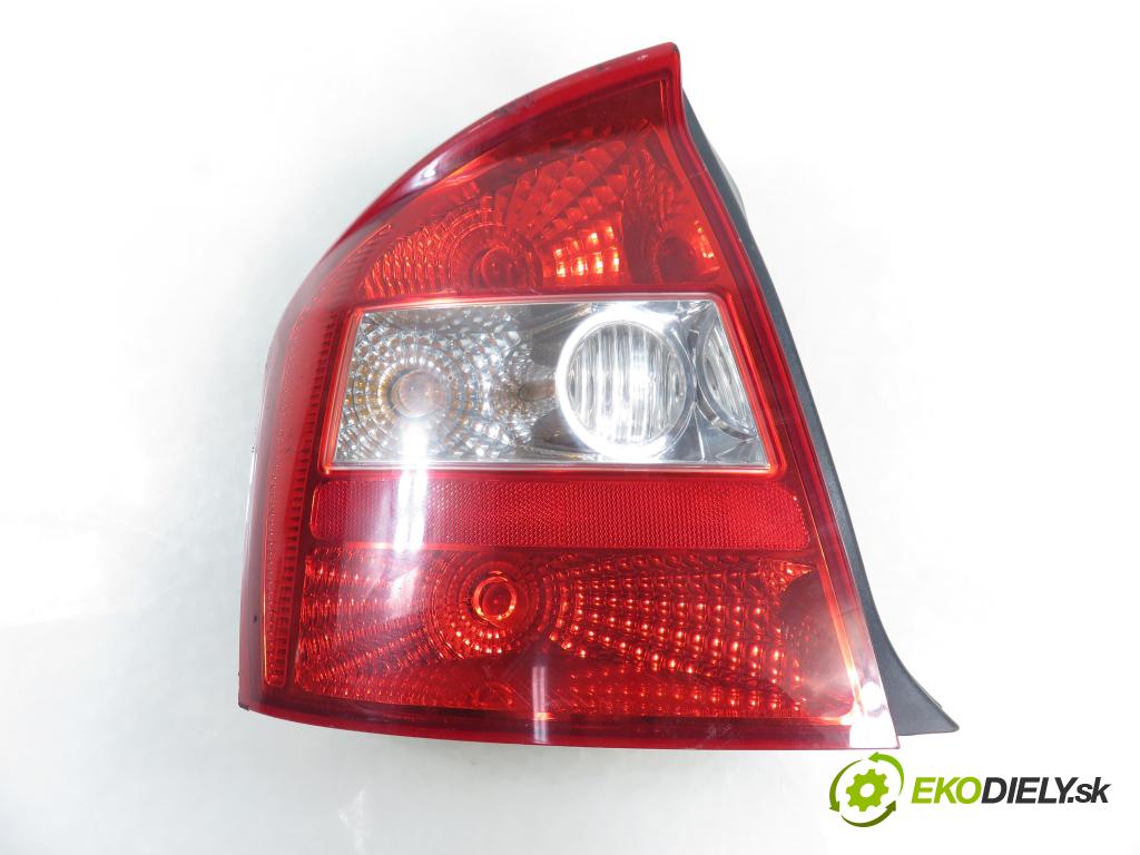 KIA CERATO I sedan (LD) SEDAN 2006 0,00 1.6 - G4ED 1599,00 Svetlo ľavé zadné 