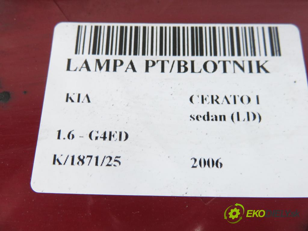 KIA CERATO I sedan (LD) SEDAN 2006 0,00 1.6 - G4ED 1599,00 Svetlo pravé zadné