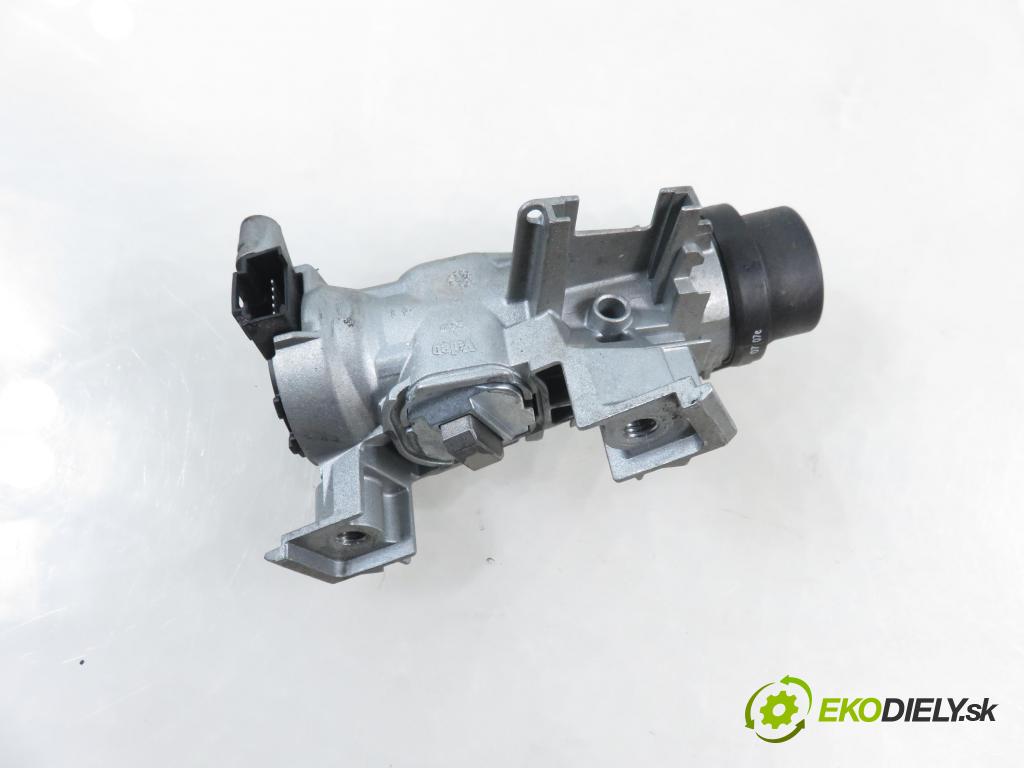 VW CADDY III Variant (2KB, 2KJ, 2CB, 2CJ) KOMBIVAN 2007 77,00 1.9 TDI PD 105 1896,00 spinačka 1K0905851B ; 1K0905865 (Spínacia skrinka)