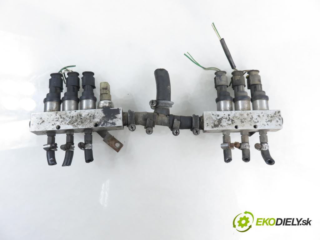 NISSAN PATHFINDER III (R51) TERENOWY 2007 198,00 4.0 4WD 269 - VQ40DE 3954,00 Lišta vstrekovacia LPG 09SQ99020002G ; 67R010185
