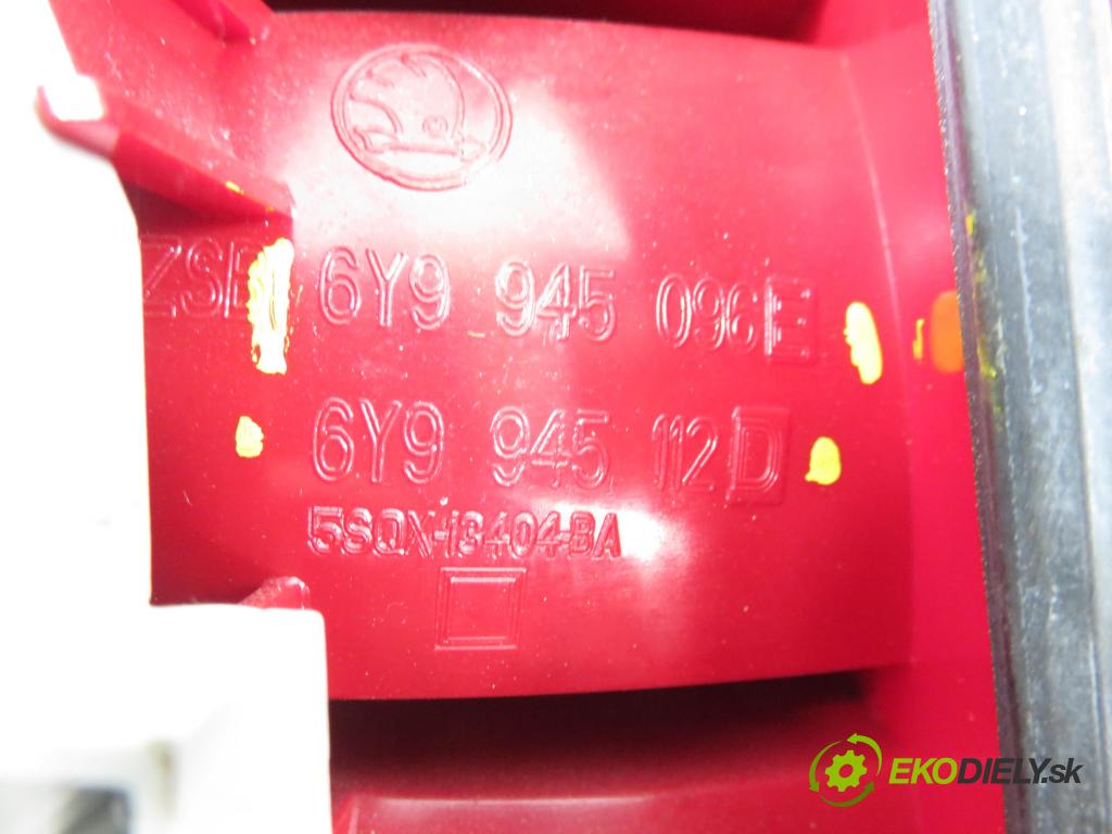 SKODA FABIA I SEDAN (6Y3) SEDAN 2006 47,00 1.2 - AZQ 1198,00 Svetlo pravé zadné 6Y9945096E ; 6Y9945112D ; YU3X13A602AAB