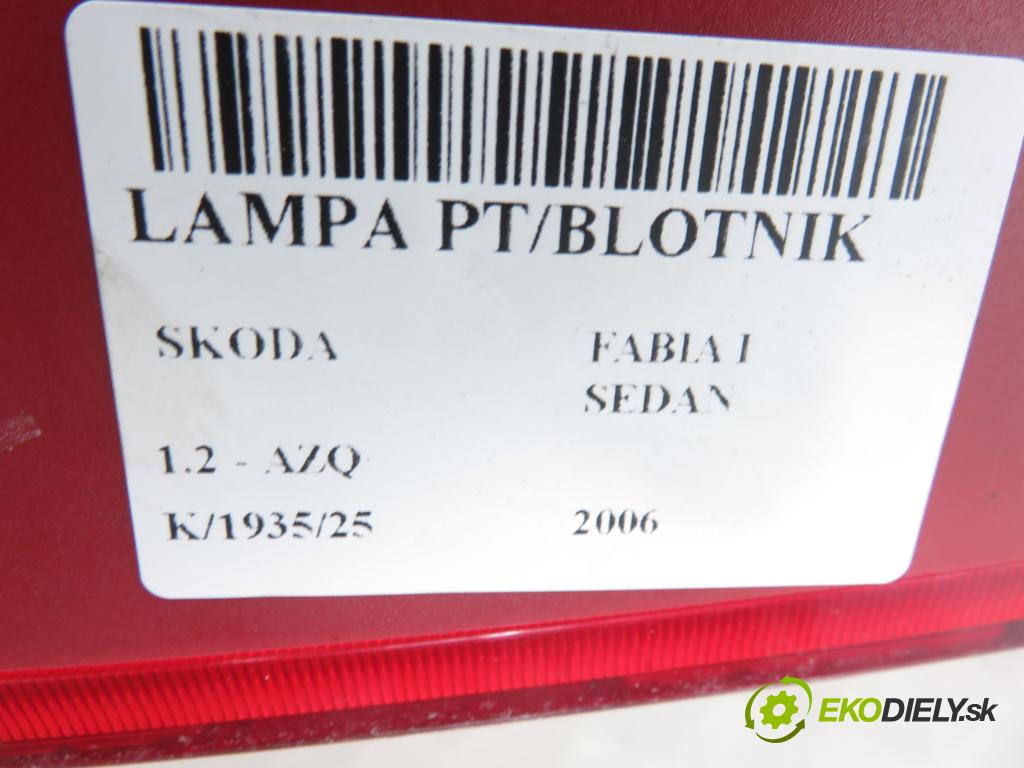 SKODA FABIA I SEDAN (6Y3) SEDAN 2006 47,00 1.2 - AZQ 1198,00 Svetlo pravé zadné 6Y9945096E ; 6Y9945112D ; YU3X13A602AAB