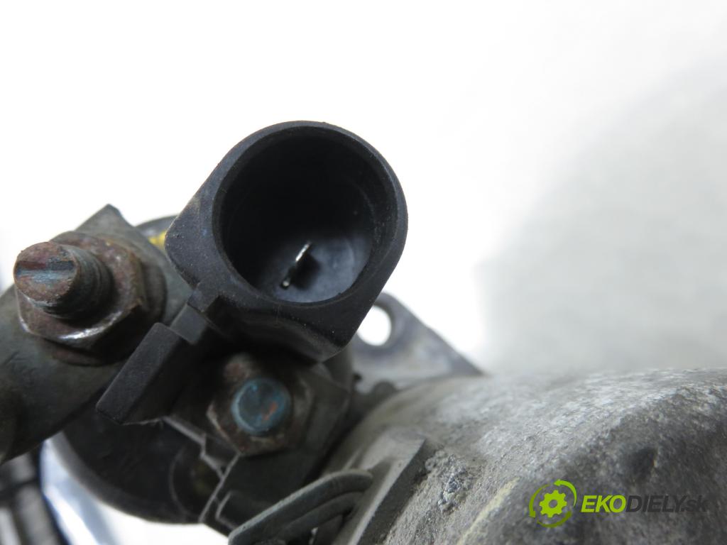 VW CADDY III Variant (2KB, 2KJ, 2CB, 2CJ) KOMBIVAN 2007 77,00 1.9 TDI PD 105 1896,00 Štartér  (Štartér)